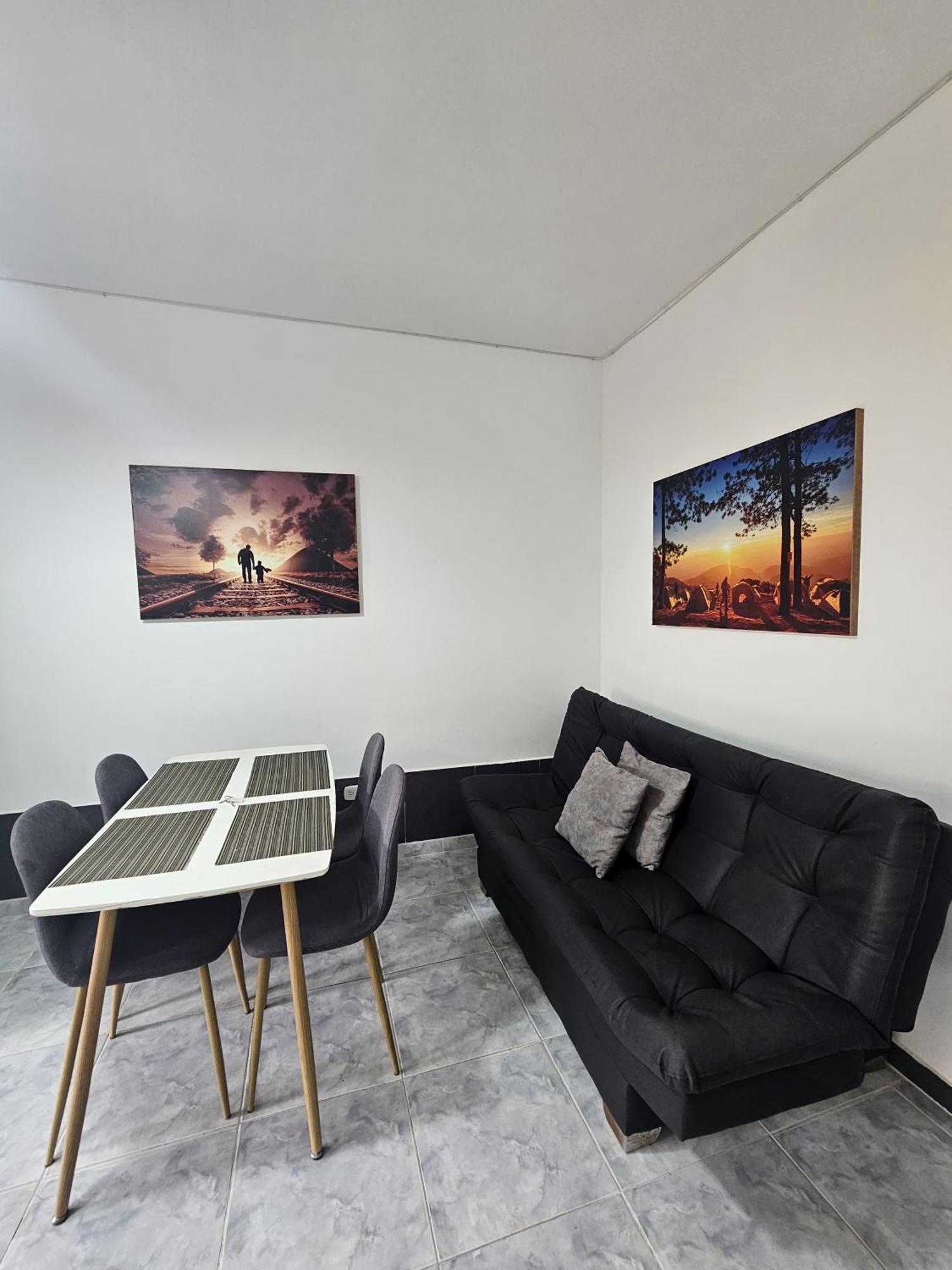 Apartamentos Amoblados En La Circunvalar Sector La Rebeca Pereira Extérieur photo
