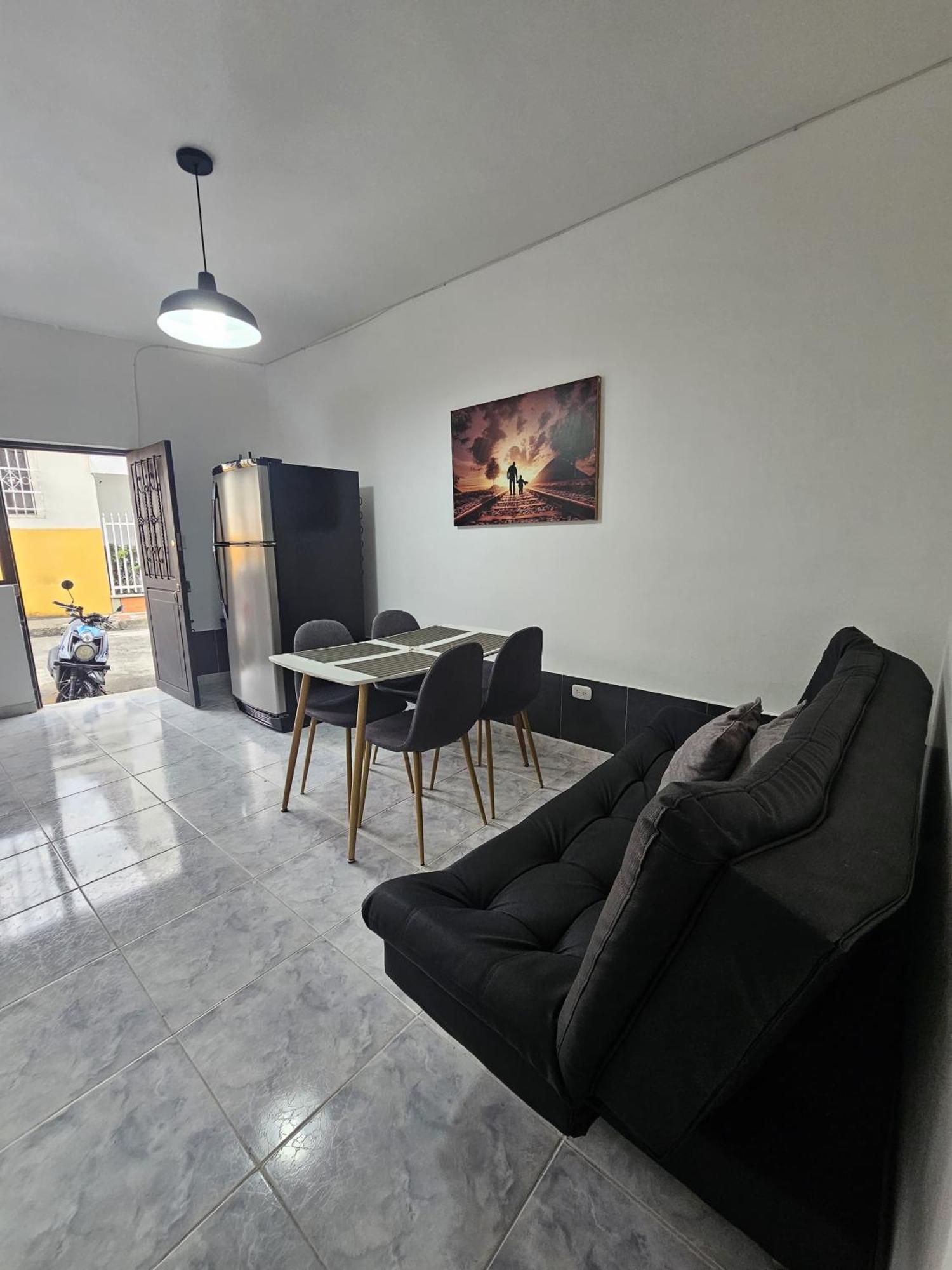 Apartamentos Amoblados En La Circunvalar Sector La Rebeca Pereira Extérieur photo